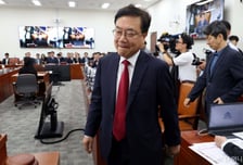 행안위로 번진 '서울 대전'…"吳, 순살 시공"vs"허위사실 괴담"