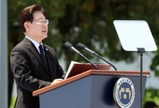 이재명 대통령 "5·18 정신 헌법 전문 수록, 초당적 협력 간곡히 부탁"
