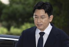 경찰 "'방시혁 영장 기각' 검찰 의사 존중…재신청 여부 검토"