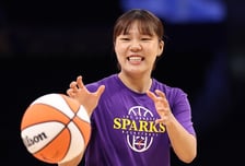 박지현, WNBA 2G 만에 첫 득점 쾌거! "훌륭한 에너지→안정적인 모습" 美 현지 극찬