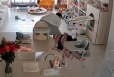 "눈앞 하얘지고 귀에선 '삐'"...아이들 앞 졸도한 지소연, 아찔했던 순간