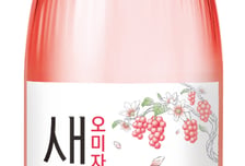 롯데칠성 '새로', 세 번째 과일맛 나왔다…"오미자로 여름 공략"