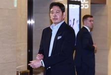 이마트, 또 정치 리스크…'스타벅스 5·18 파동' 다음날 6% 하락