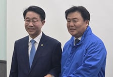 국회의장 입성에 수도권 최초 무투표 당선…겹경사 맞은 시흥시 민주당