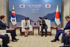 [속보]李대통령, 다카이치 확대회담…"국제정세 폭풍우, 우방국 간 협력 필요"