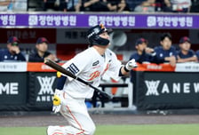[포토] 내가 살아야 팀도 산다! '4회말 내야안타' 이도윤