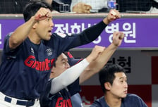 [한번에쓱] '오늘 거인 치어리더는 준우형이다!'
