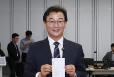 전재수 "보좌진 갑질, 일방적 주장…험한 말 한 적 없다"