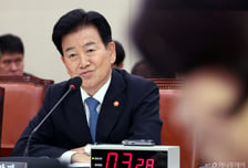 정동영 "남북 女 축구 '응원단' 지원이 친북단체 지원?…철 지난 색깔론"