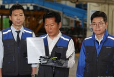하루만에 '5·18 조롱 처벌법' 공개...정청래 "탱크데이에 국민적 분노"