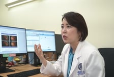 "망막 보면 심혈관 질환이 보여요" 내분비내과 의사가 눈 찍는 이유