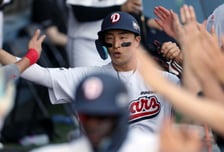 '진짜 트레이드 신의 한 수 됐다' 드디어 KBO 1위 기록 다시 찾나 '또 클린업 트리오' 선발 출격! [잠실 현장]