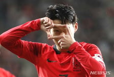 '은퇴 전 결혼 없다'던 손흥민 "따뜻한 아빠 되고 싶다"...심경변화 왜?