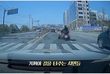 "아이가 아파요" 파출소 뛰어든 엄마…시민들이 만든 '8분의 기적'