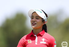 '태국 골퍼' 짜라위 분짠, KLPGA 첫 우승 감격... 이율린 2타 차 2위 [여주 현장리뷰]