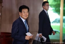 정동영 "내고향 우승 축하, 수원엔 격려…남북 간 신뢰 엿볼 선례 되길"