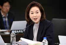 "여기 잘 생긴 오빠들 많아요" 논란에…김민전 "여학생 배려한 취지"