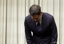 정용진 회장 "스타벅스 사태 모두 제 잘못...더 무겁게 책임지겠다"