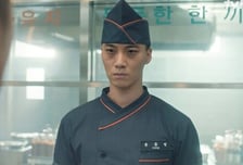 요리는 똥손 연기는 금손…'취사병' 이홍내, 맛있게 웃긴 코믹 열연