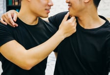 부부관계 거부하는 남편, '남성'과 불륜...아내 '임신 노력' 조롱까지