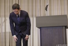 "모두 제 잘못" 고개 숙인 정용진...'5.18 탱크데이' 고의성 입증 경찰 몫으로