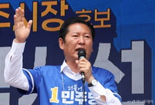"예산은 민주당이 따온다"...격전지 간 정청래, '여당 프리미엄' 강조