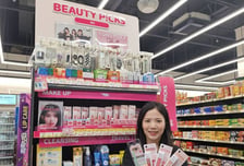 "토니모리 사려면 편의점으로"…CU, 가성비 색조 화장품 확대