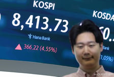 순대외금융자산 2분기 연속 감소…외국인 국내주식 평가액 급증 영향