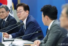 'BTS 부산 공연' 숙박 바가지 논란에…李대통령 "온동네 민폐"