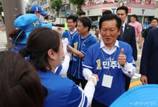 '캐스팅보트' 충남 누빈 정청래..."충남·대전 통합되면 예산 폭탄"