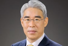 화보협회 이사장에 김기환 전 KB손보 대표, 이재명 정부 첫 금융협회장