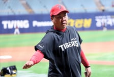 6연승에도 만족 없는 이범호, 시선 이미 잠실로 "원정석 가득 채워주신 팬들께 감사→LG전 준비 잘하겠다"
