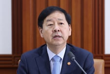 구윤철 "4월 산업생산, 기저효과 등 일시적 조정…5월 개선흐름 재개"