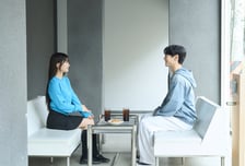 소개팅·썸 실패, 이유는…여자 "대화 안 통해서" 남자 "차여서"