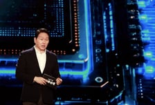 '모두를 위한 AI' 앞세운 최태원…'AI 팩토리'로 거듭나는 SK그룹