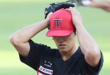 '절반 넘게 볼이었다' KIA 이의리, BBBB→2이닝 6실점... 10일 만에 1군 복귀 너무 일렀나 [잠실 현장]