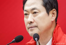 장동혁 "투표용지 가리킨李, 청와대는 겁박…나라 이래도 괜찮나"