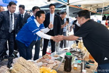 정청래 "높은 사전투표율, 與에 유리…박근혜·MB 행보, 역결집 불러"