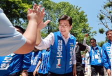 정원오, 본투표까지 유세 총력전…서울 전역 누비며 '한 걸음 더, 끝까지'