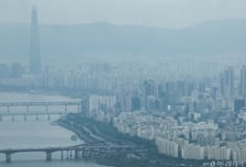 한남대교서 70대 남성 투신 사망…한강 버스 한때 지연