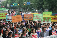 [딥포인트/배성민]공룡 된 넷플릭스…소멸하는 대학로·충무로