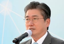 SK가 'AI 전력 해결사'로 낙점한 정승일…"정책-현장 꿰뚫는 시야"