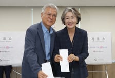 YS·盧·MB·朴 그리고 文…前 대통령·일가 선거 총출동, 영향은?