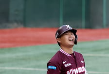 [포토] '첫 타석 삼진' 히우라