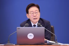 李 "'부동산 투기공화국' 반드시 탈출해야…투표 참가, 자랑할 韓 만든다"
