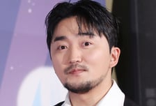 "6개월 인턴 아닌 경력직 뽑냐"…유병재 회사, 채용공고 논란에 "오해"