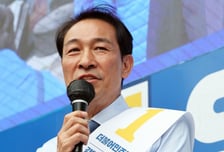[속보]강원지사 선거, 민주당 우상호 '당선 유력'