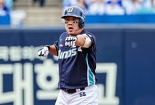 'KIA와 초대형 트레이드 주인공' NC서 터졌네! '0.358' 타율 2위 미쳤다→정작 "기록 떠나 팀 승리 기뻐"