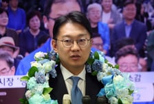 희비 엇갈린 靑참모들…李대통령 복심 '압승', '당 차출' 하정우 고배