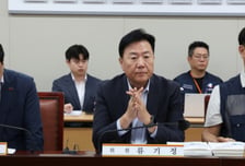 최임위 3차 회의..."도급 노동자 최저임금 적용" vs "법적 근거 없어"
